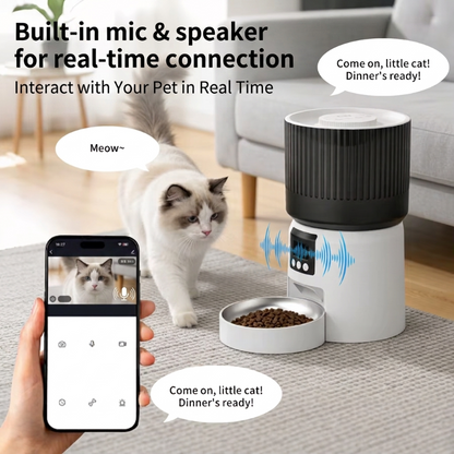 Feature infographic showing two-way audio, built-in mic and speaker for Cuteden smart cat feeder